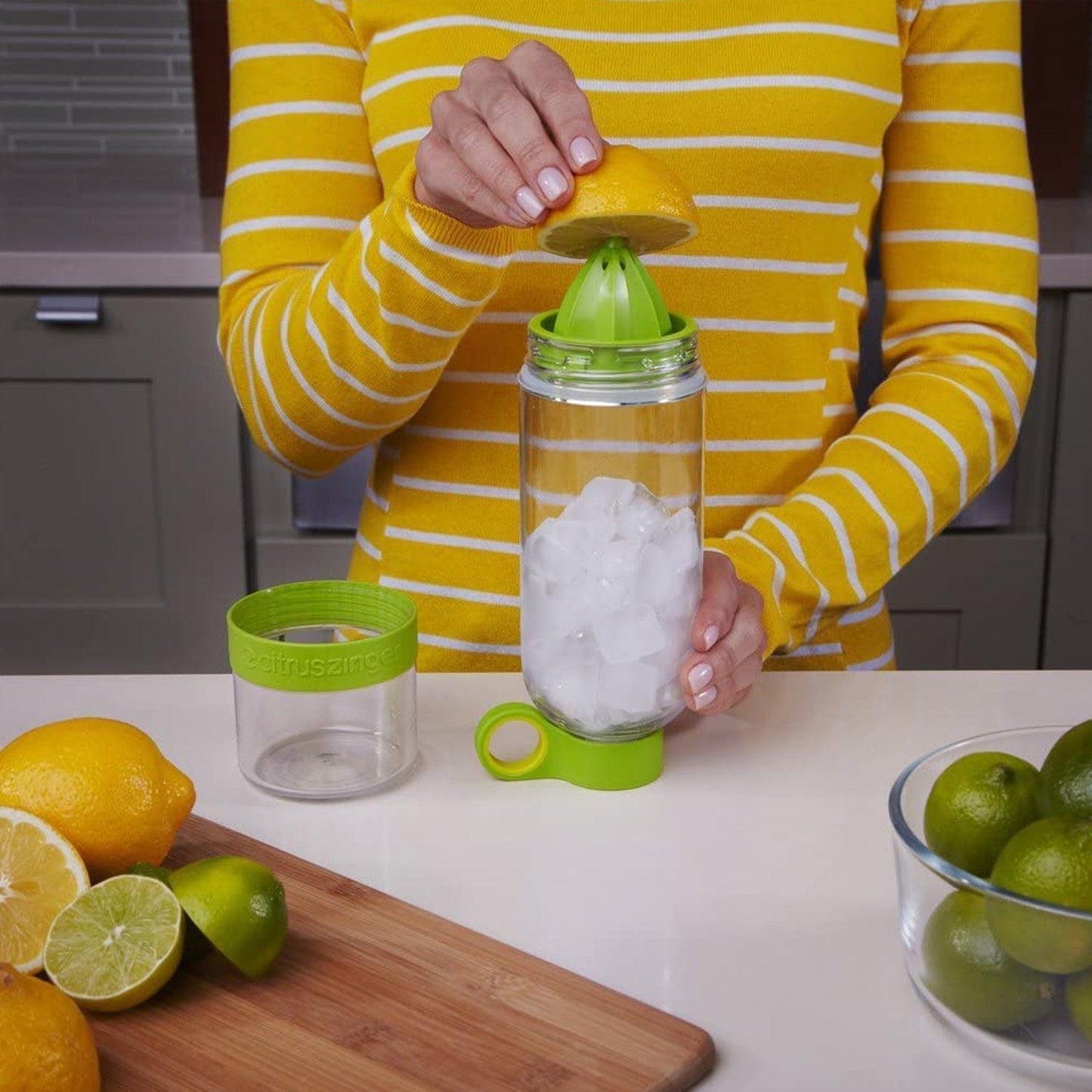 CITRUS JUICER BOTTLE INSTANT JUICE SPORTS BOTTLE JUICE MAKER INFUSER BOTTLE