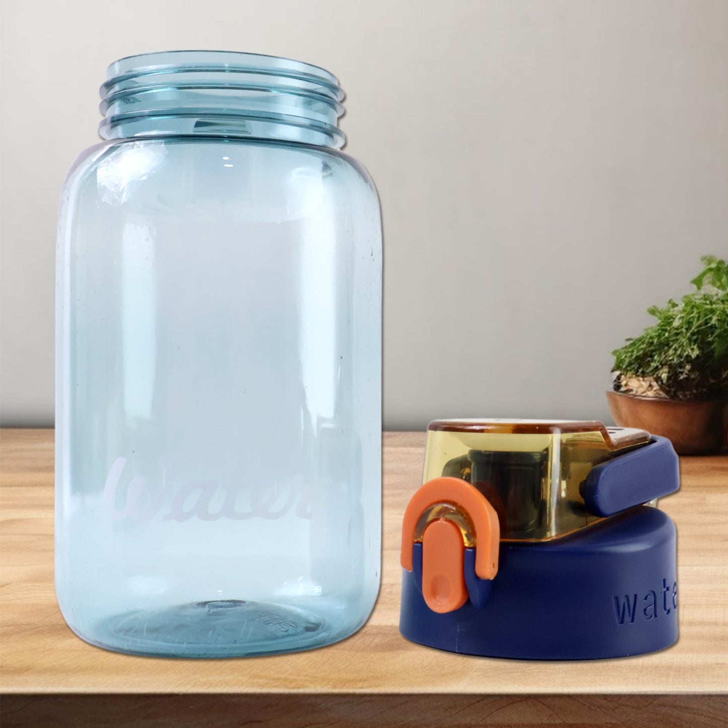 Plastic Leak-Proof Flip Cap & Safty Lock Water Bottle (600ml Approx / 1 Pc)