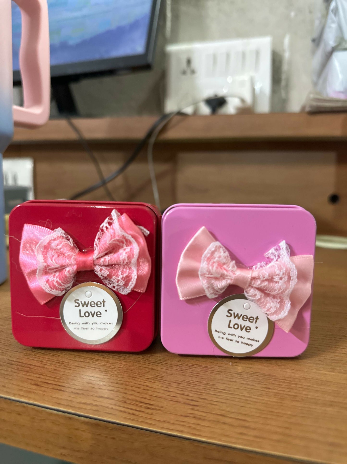 Mini Gift Box with Bow – Decorative Storage & Jewelry Box