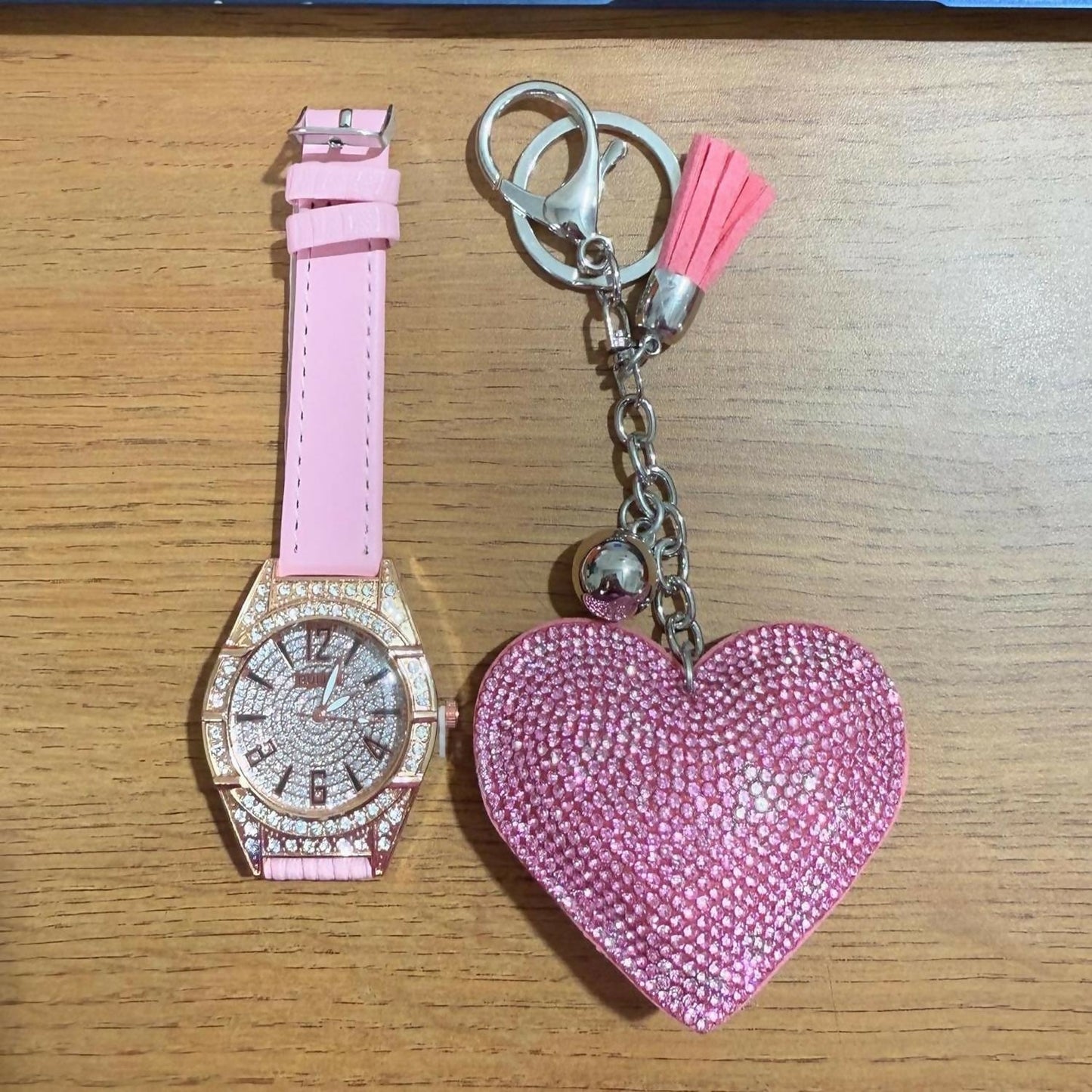 Stylish Leather Strap Analog Watch with Sparkling Heart Keychain