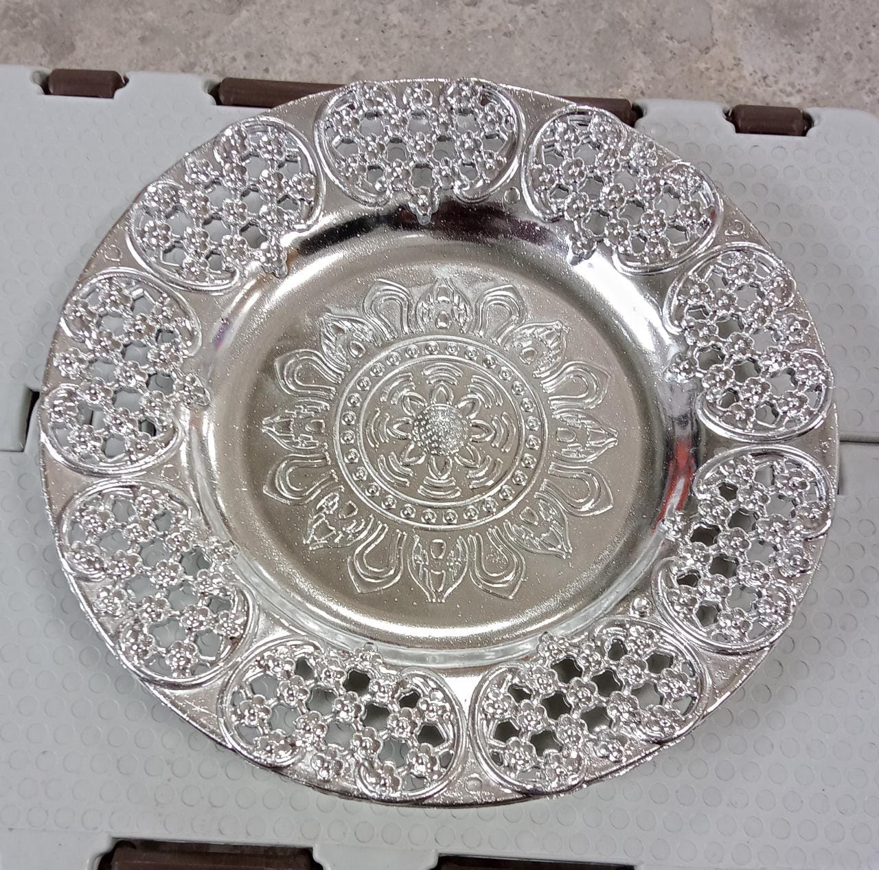 Beautiful 8-Inch Plastic Pooja Thali Set – Perfect for Daily Use & Special Occasions (Plastic)