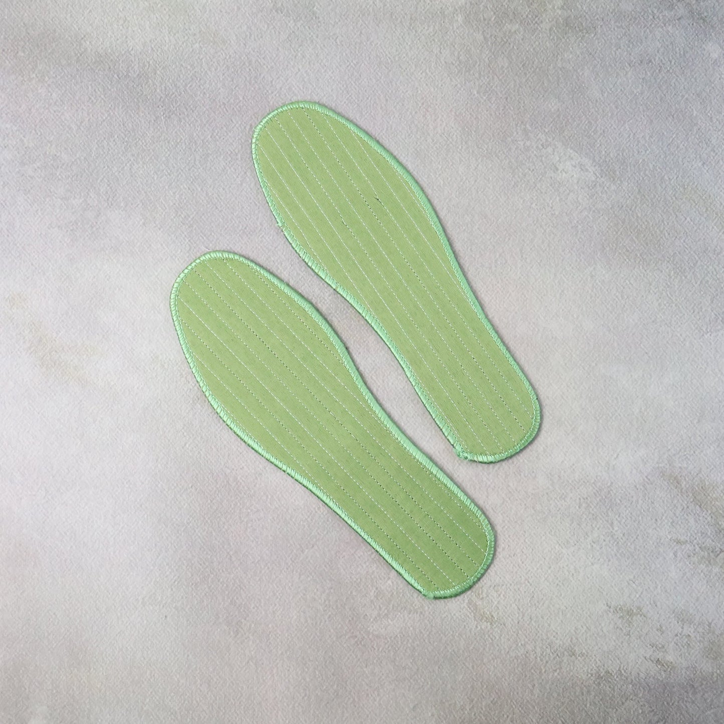 Premium Comfort Shoe Insoles for Daily Foot Support Size 41 (1 Pair / Mix Design)