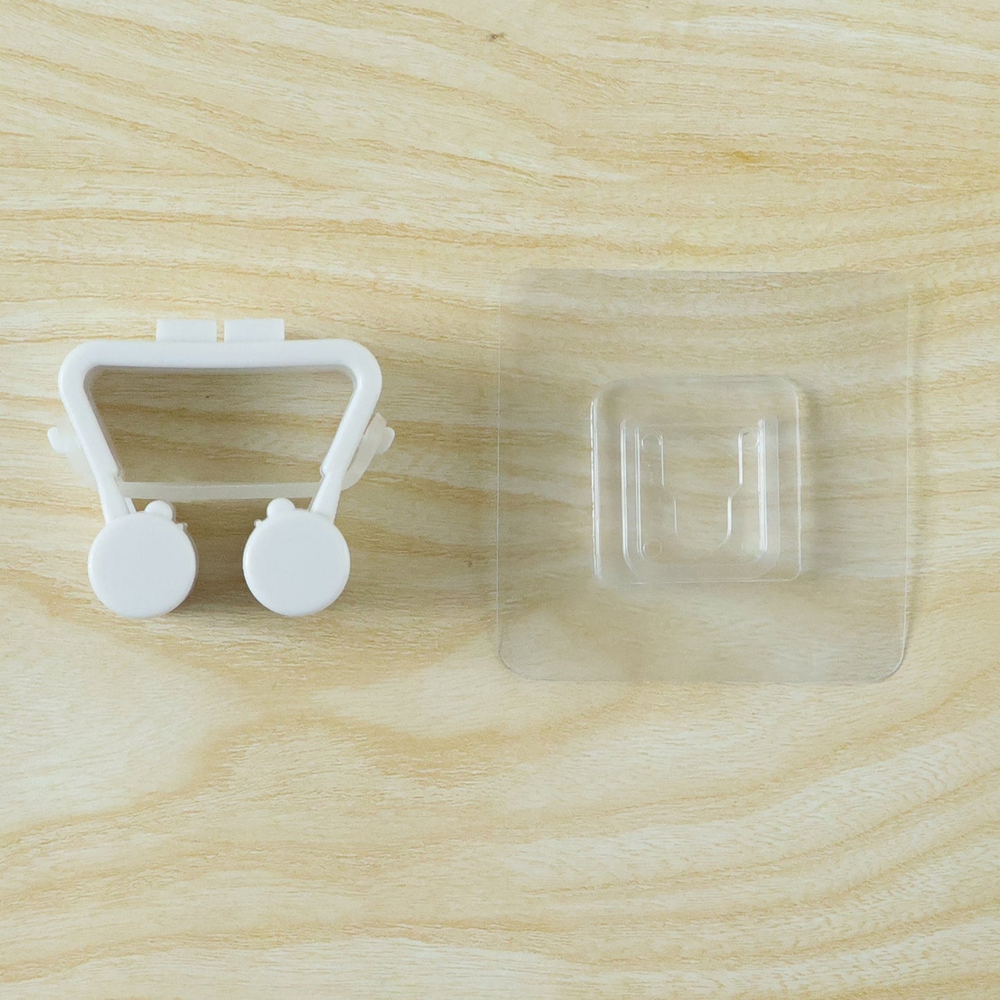 Plastic Magic Broom Holder Wall Mounted (1  Pc)