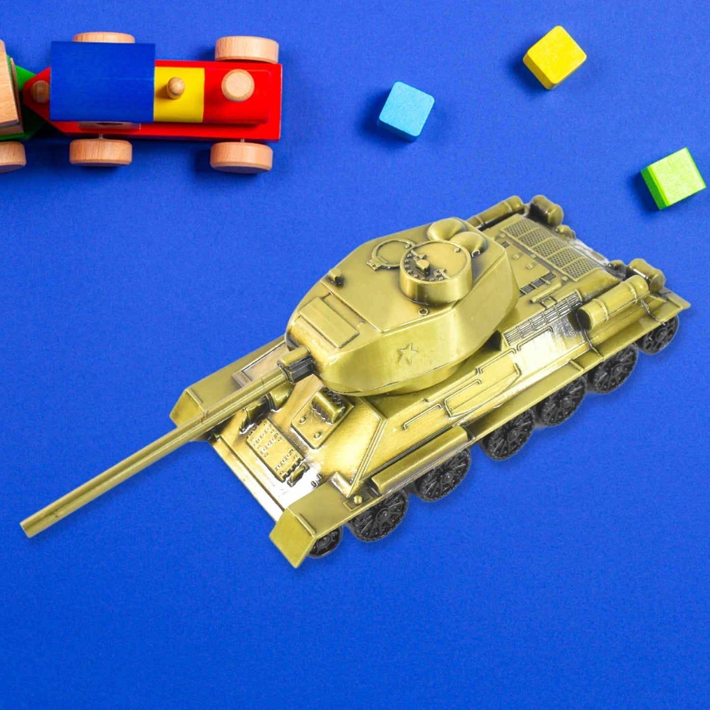 Retro Iron Art Tank Model, Nostalgia Tank Crafts Home Decor Ornament, Desktop Decorations for Office Living Room Children's Room Gift (Metal)