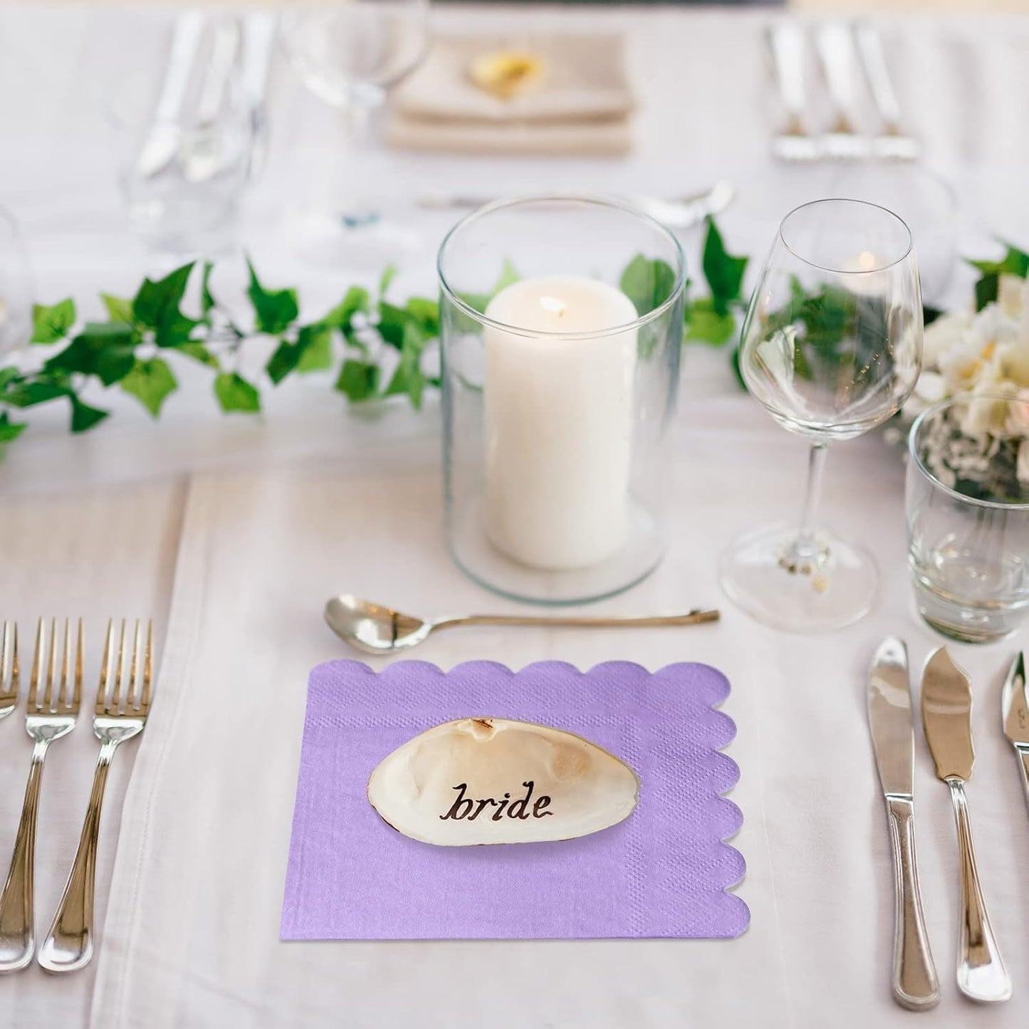Lilac Scalloped Disposable Paper Napkin (23 x 23 cm / 120 Pc)