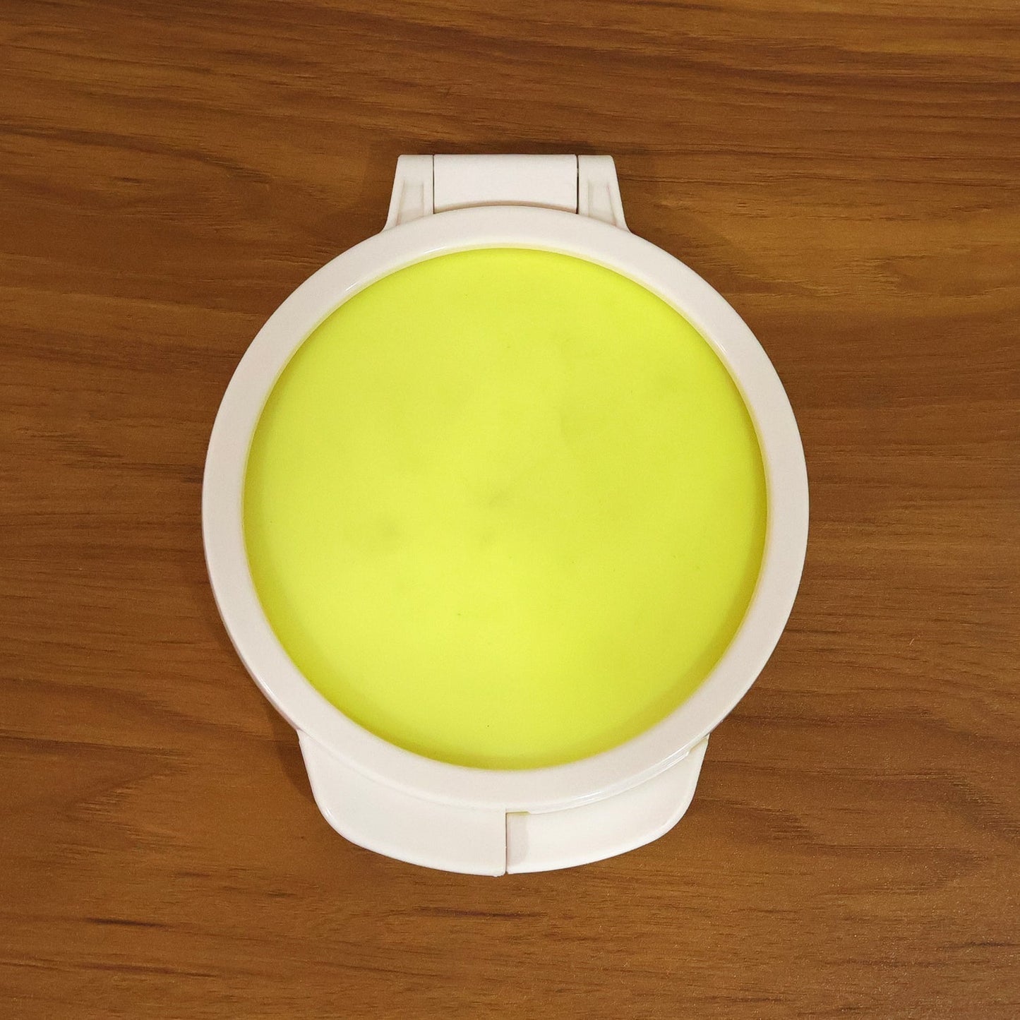 Round Food Saver Storage Container with Lid (1 Pc, 18 x 15 Cm)