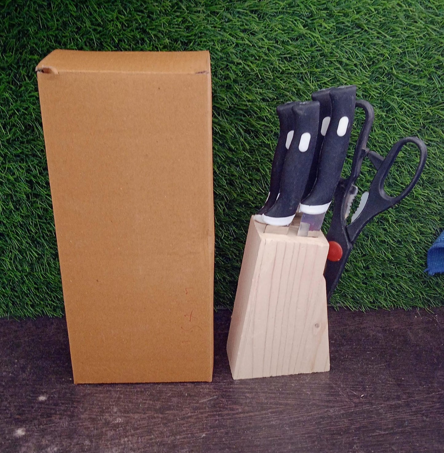 Kitchen Knife Set with Wooden Block and Scissors, Chhari (5 pcs, Black)