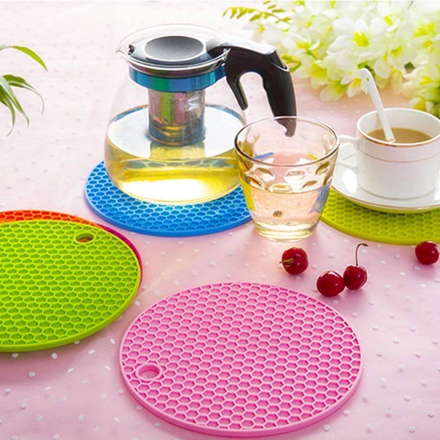 Mat, 1Pc Silicone Hot Mat used for breakfast, lunch and dinner purposes in different-different places.