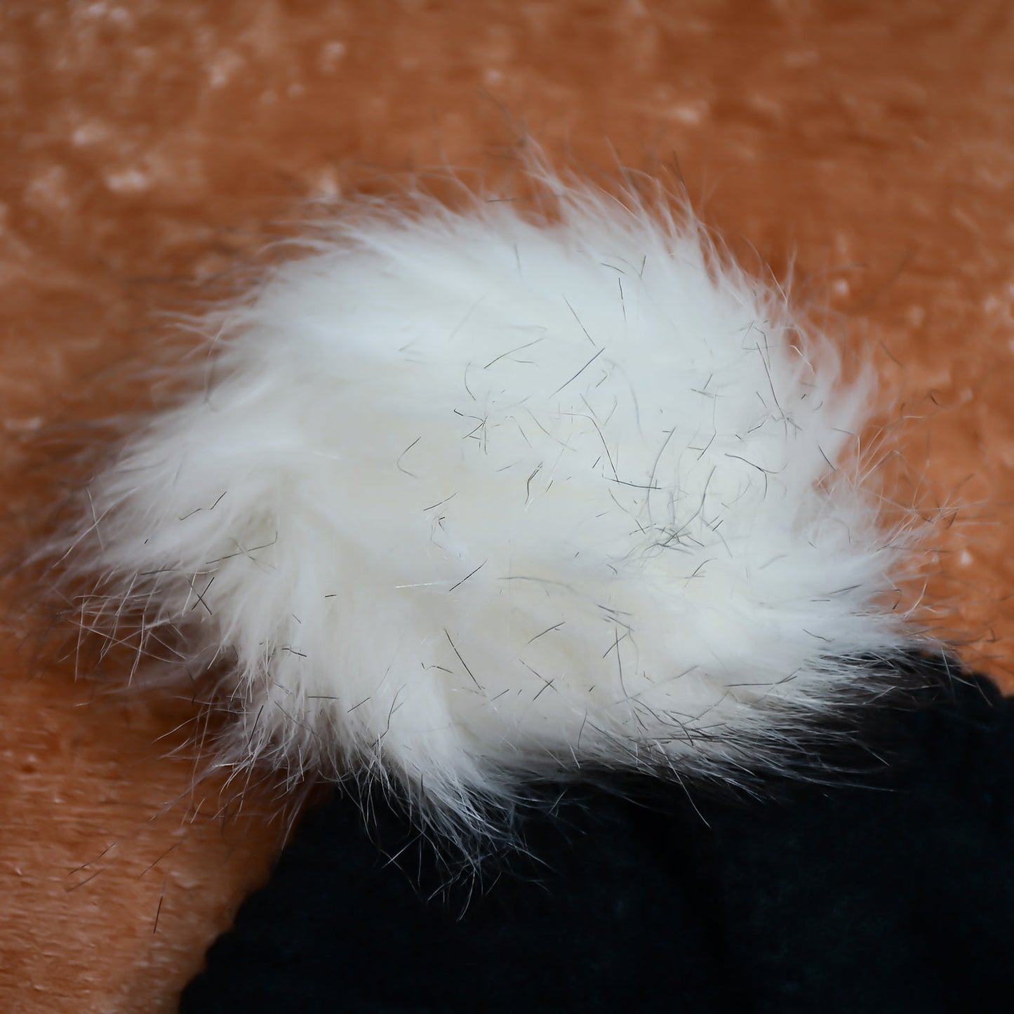 Men's and Women's Skull Slouchy Winter Woolen Knitted Black Inside Fur Beanie Cap.