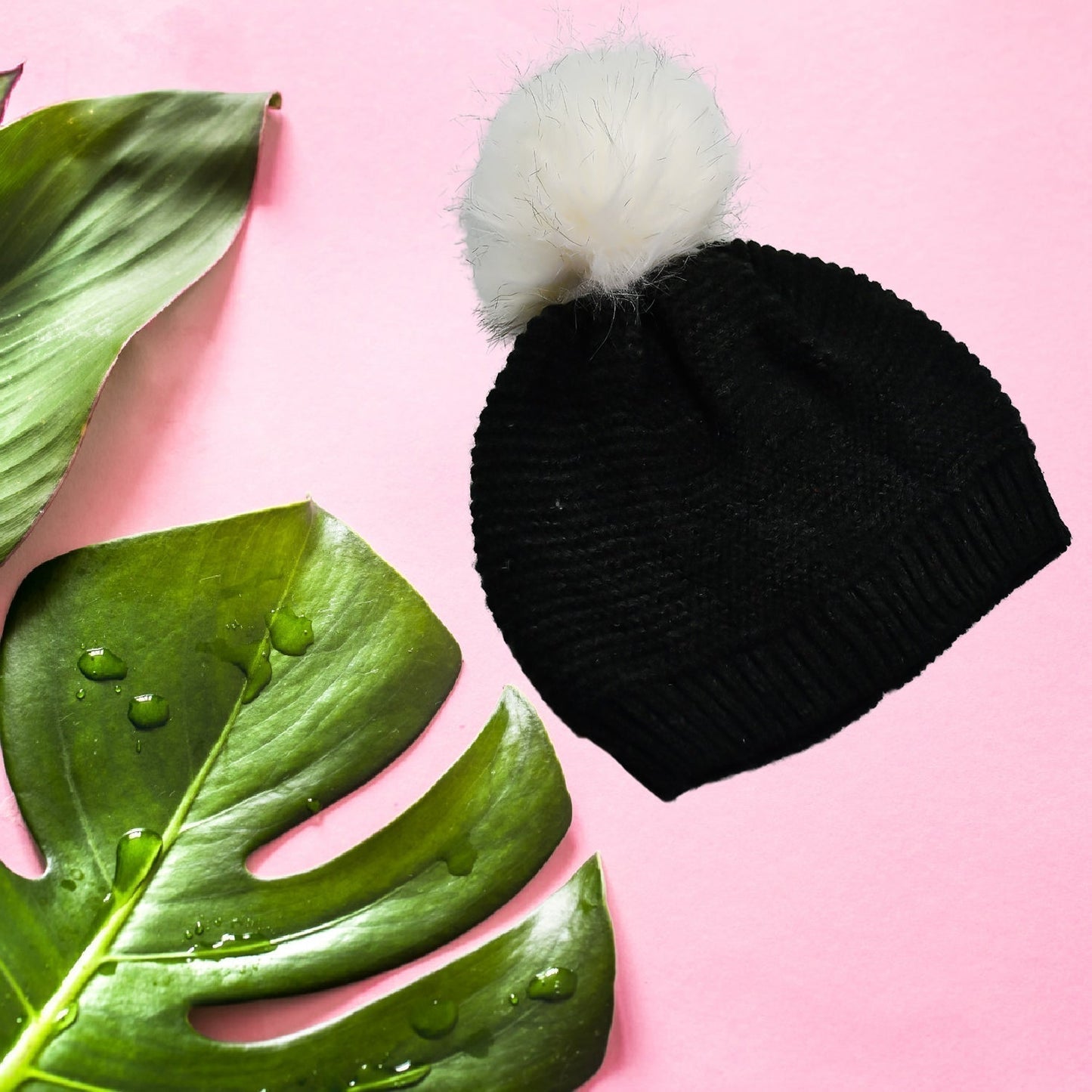 Men's and Women's Skull Slouchy Winter Woolen Knitted Black Inside Fur Beanie Cap.