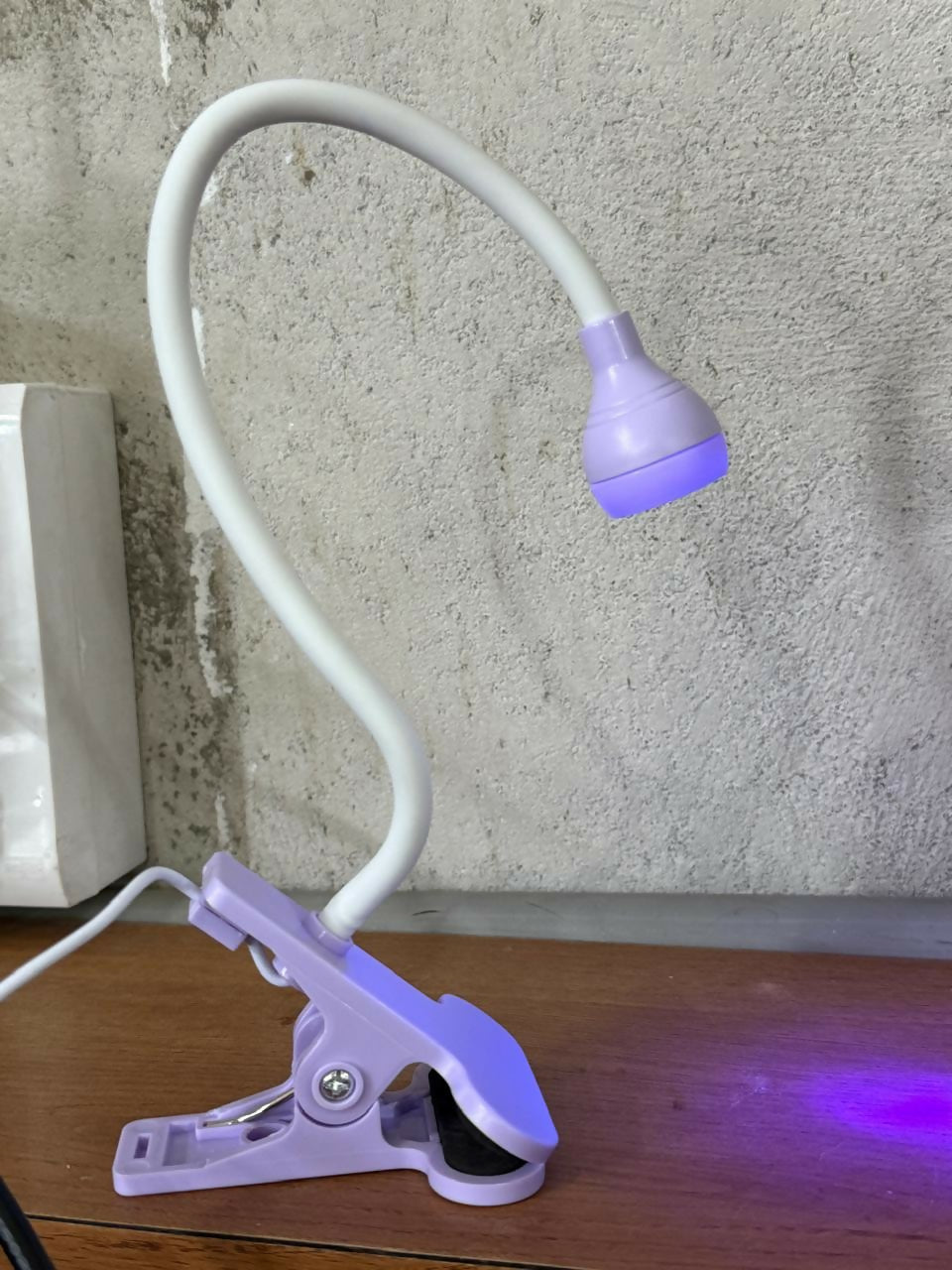 Purple Clip-On UV LED Lamp with Flexible Gooseneck