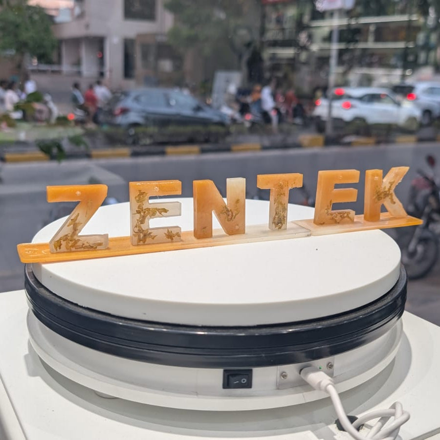 Customized Resin Art Name Display Stand / Personalized Luxury Gift Item