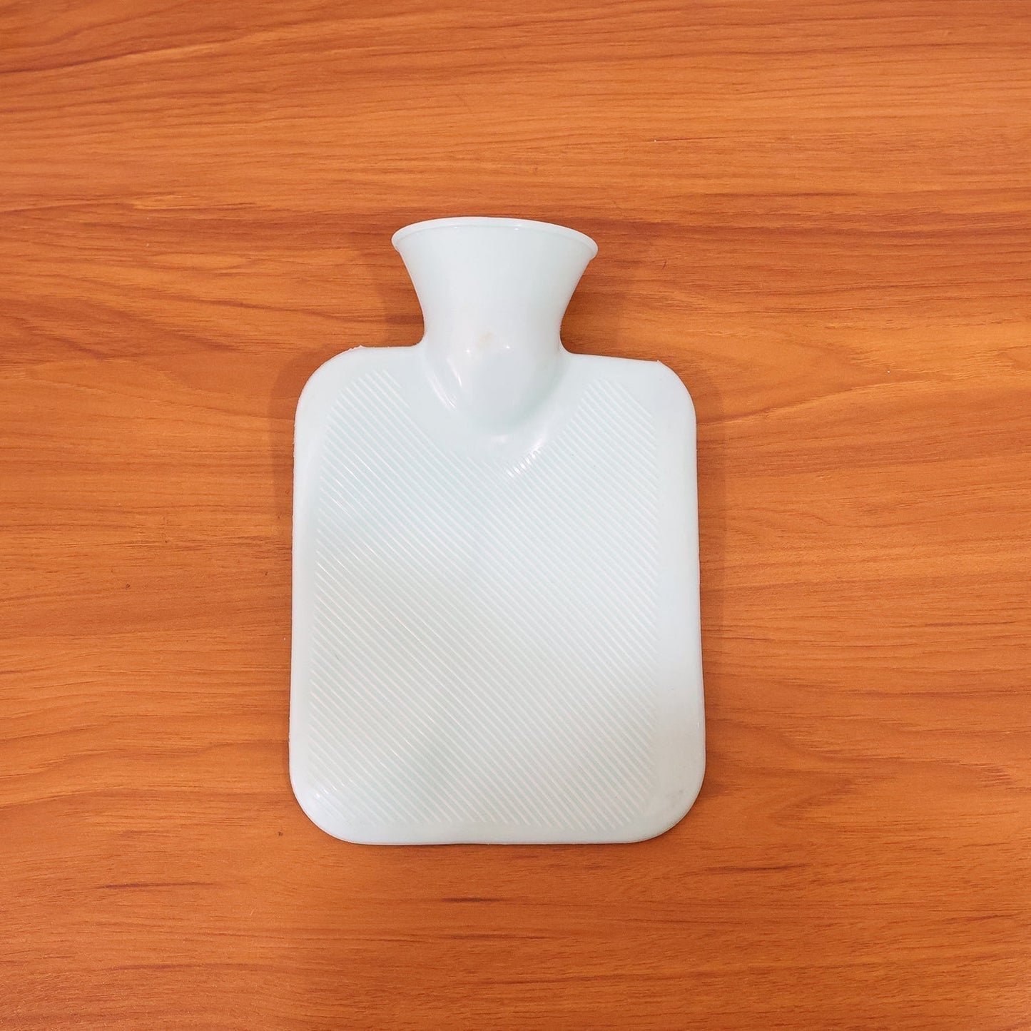 Premium Quality Rubber Hot Water Bag (19 x 13 Cm / 1 Pc)