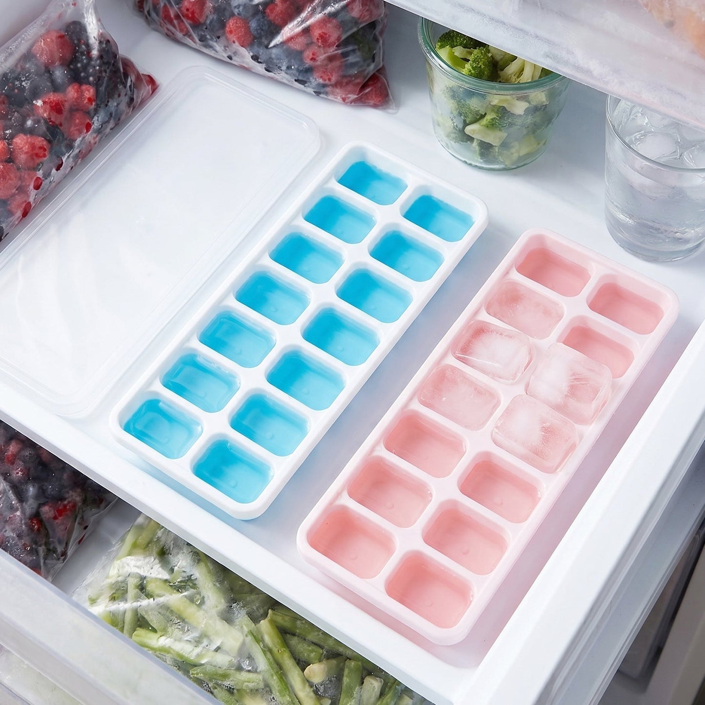 Multipurpose Plastic Ice Cube Tray With Lid (Pack of 2, 14 Grid Each)