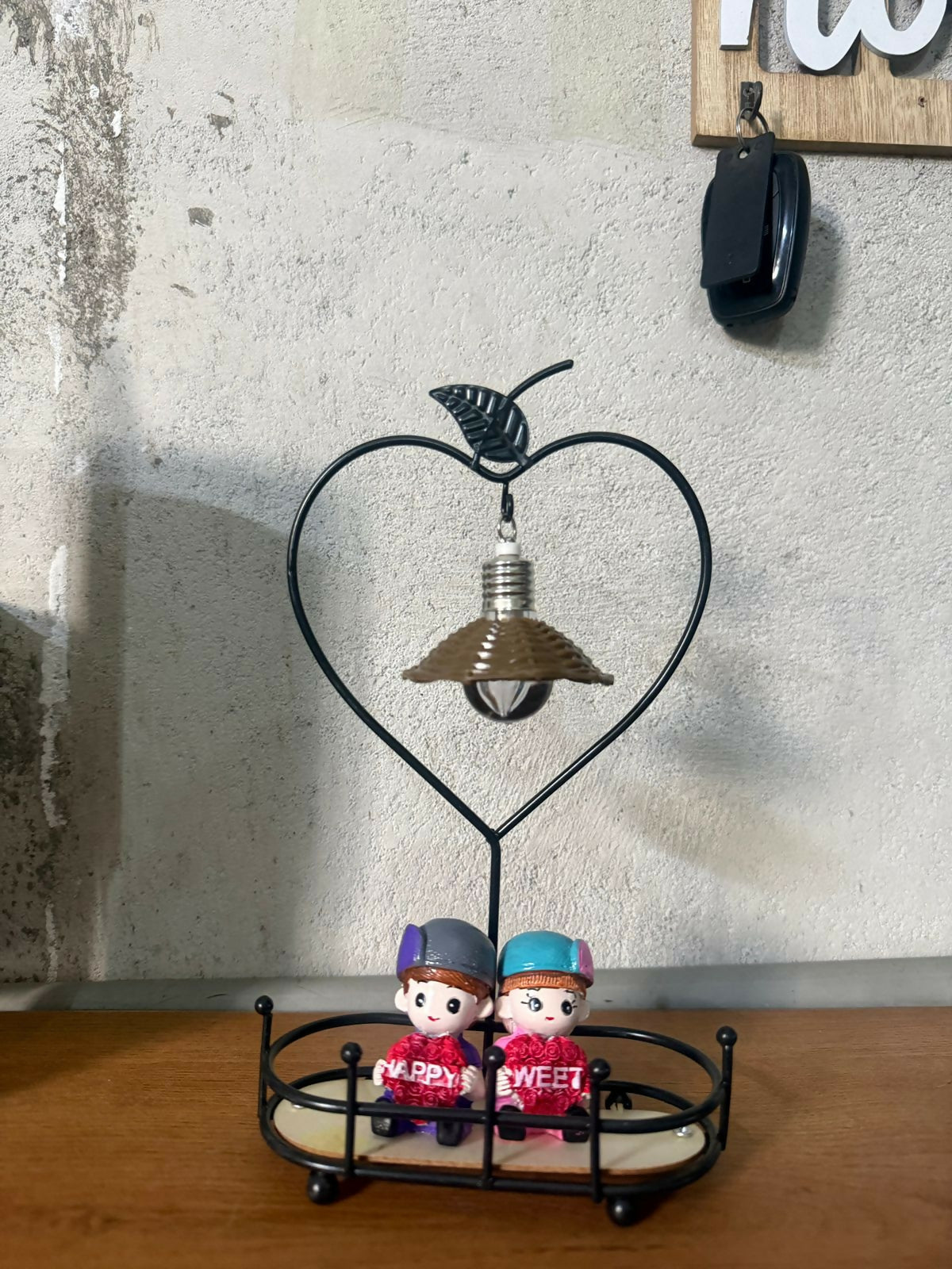 Romantic Couple Table Lamp Showpiece for Bedroom & Home Decor