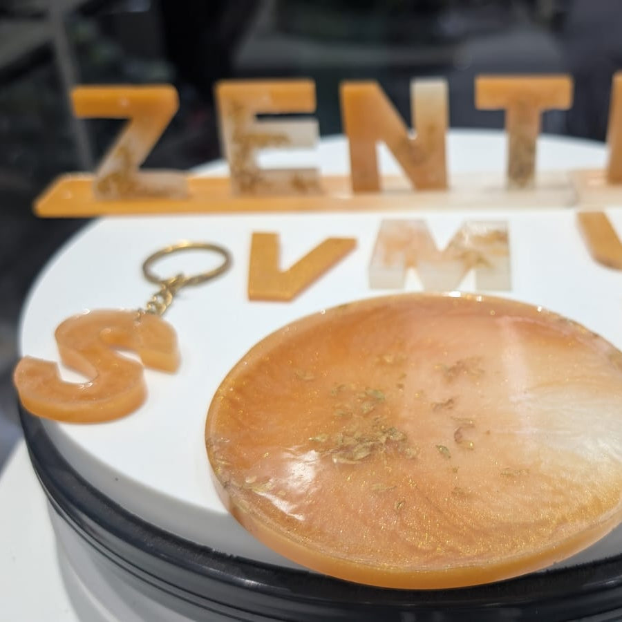 Customized Resin Art Name Display Stand / Personalized Luxury Gift Item