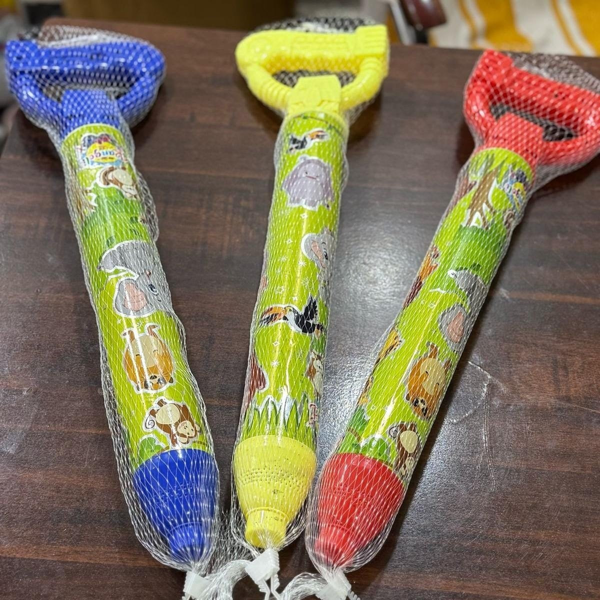 RAIN DANCE HOLI PICHKARI (1 PCS) – High Pressure Water Spray Gun for Holi Fun