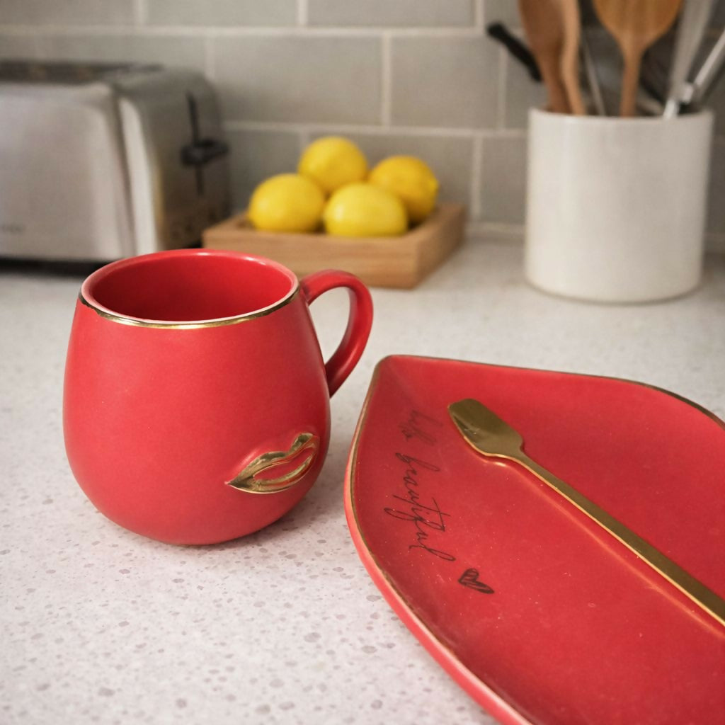 Red Ceramic Coffee Mug with Tray & Spoon Lip Design Cup Set
